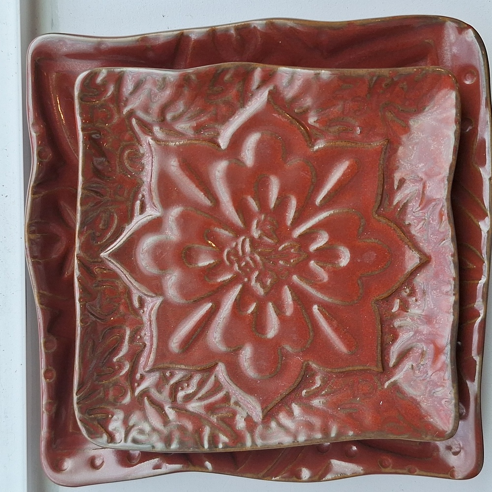 Set Of 2 PartyLite Elegant Brown Ceramic Decorative Plates